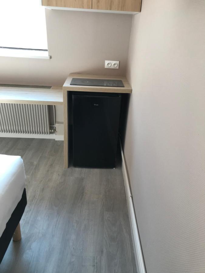 Voltaire Apartment