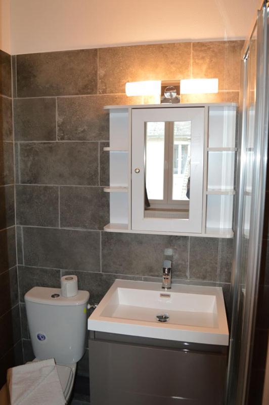 Apartment Voltaire